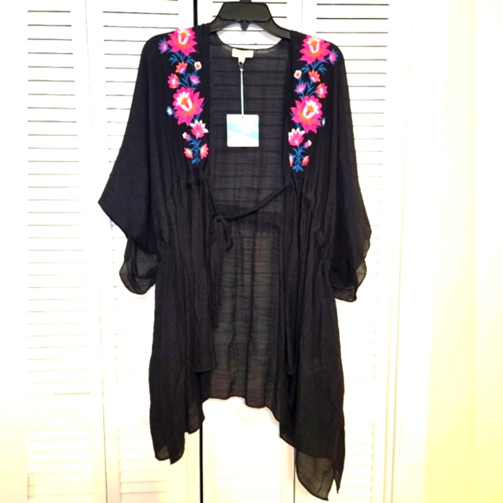 UMGEE Women's M/L Floral Embroidered Kimono NEW - Picture 3 of 13